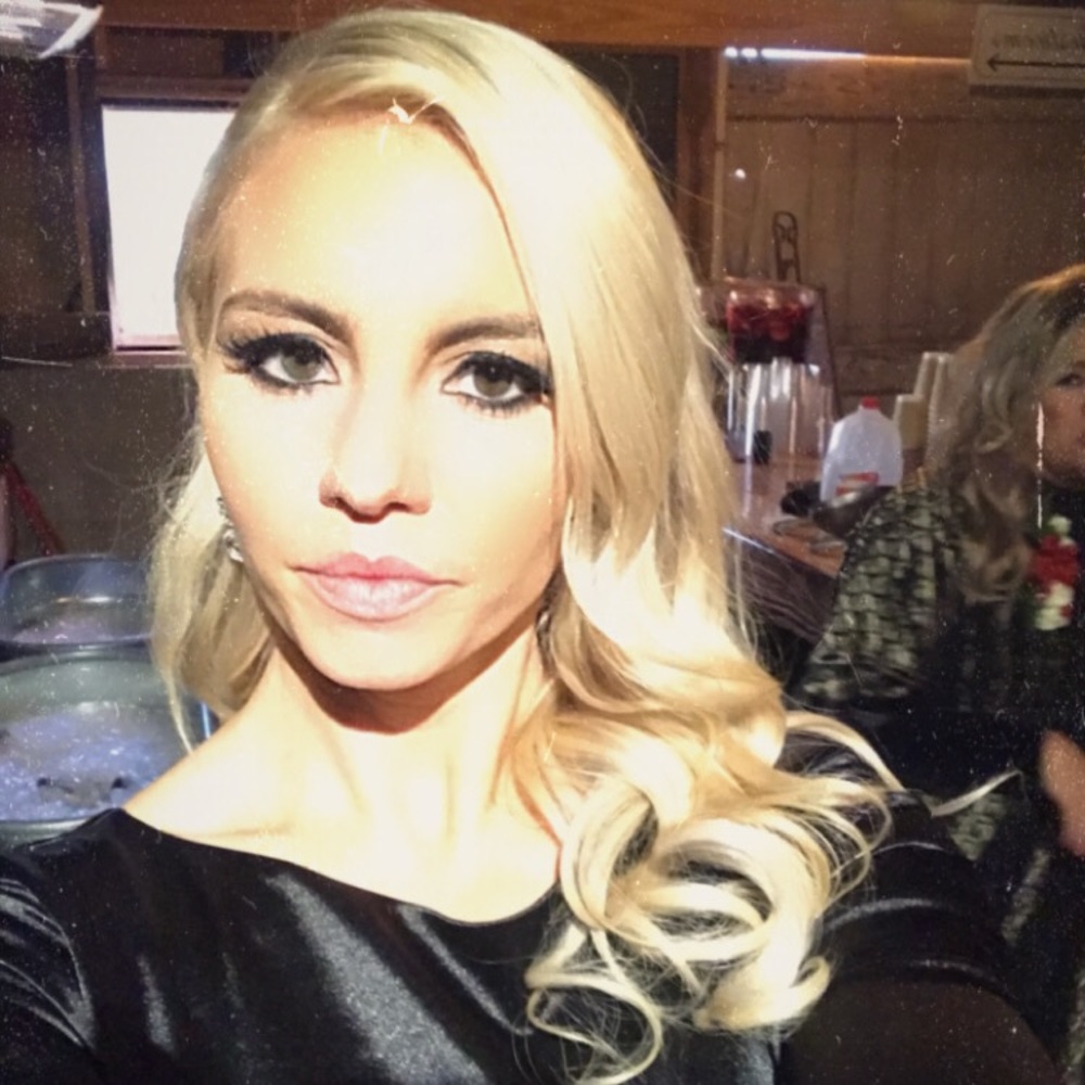 Meet your Posher, Kelly